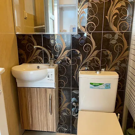 Malkoc Bed & Breakfast 2*